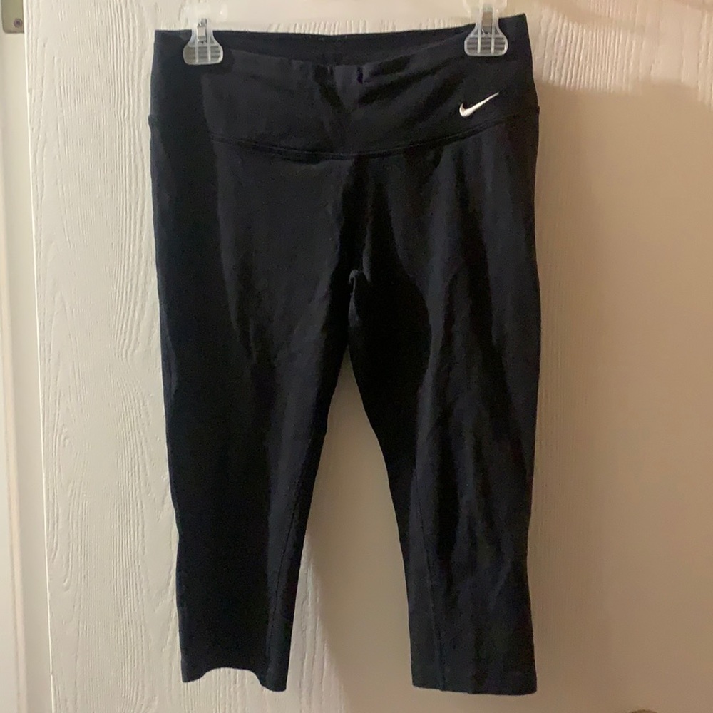 Nike Dri-Fit Capri Leggings